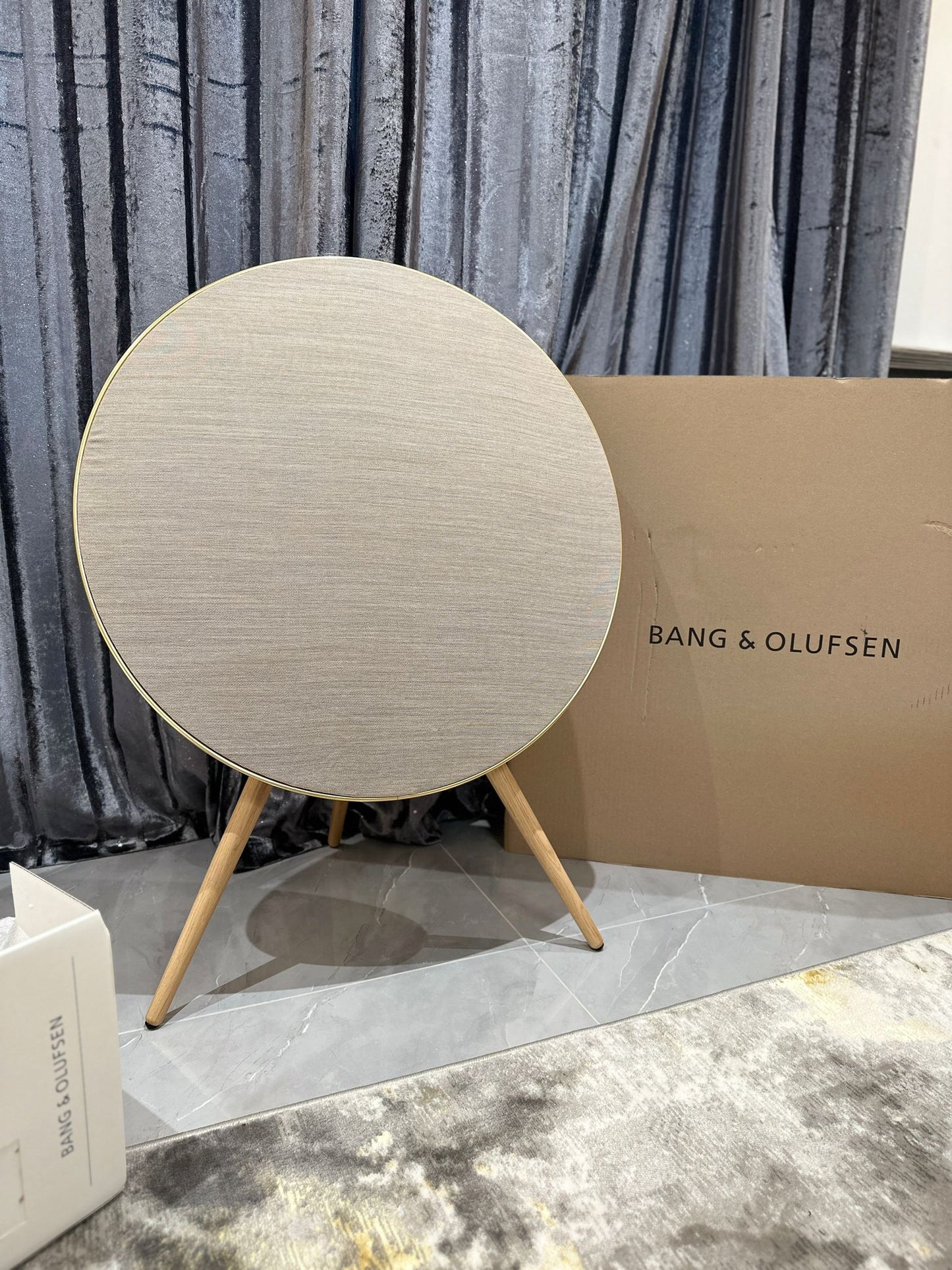 BeoPlay A9 Kvadrat Cover - Gold