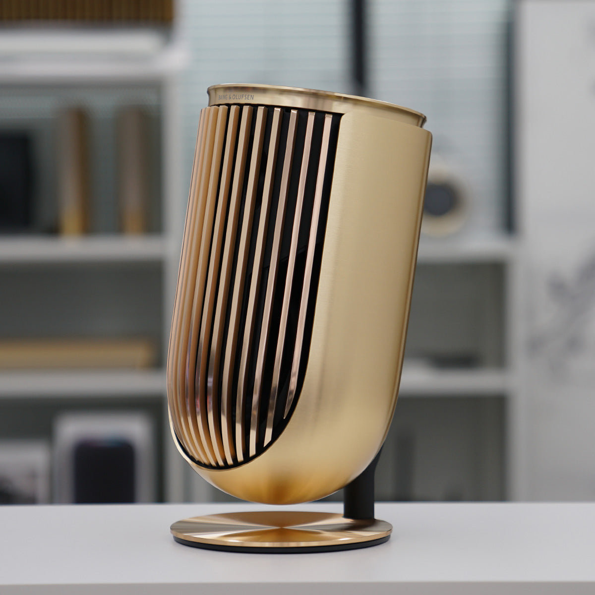 BeoLab 8 Aluminium Cover - Goldtone